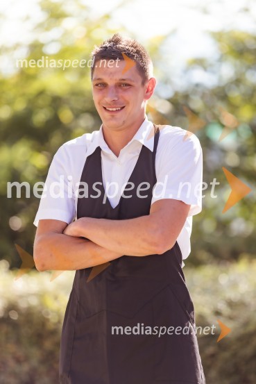 Kranjska dolga miza 2023