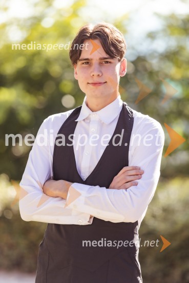 Kranjska dolga miza 2023