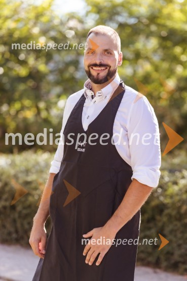 Kranjska dolga miza 2023