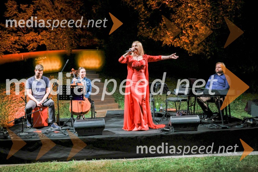  Helena Blagne, pevkaKranjska dolga miza 2023