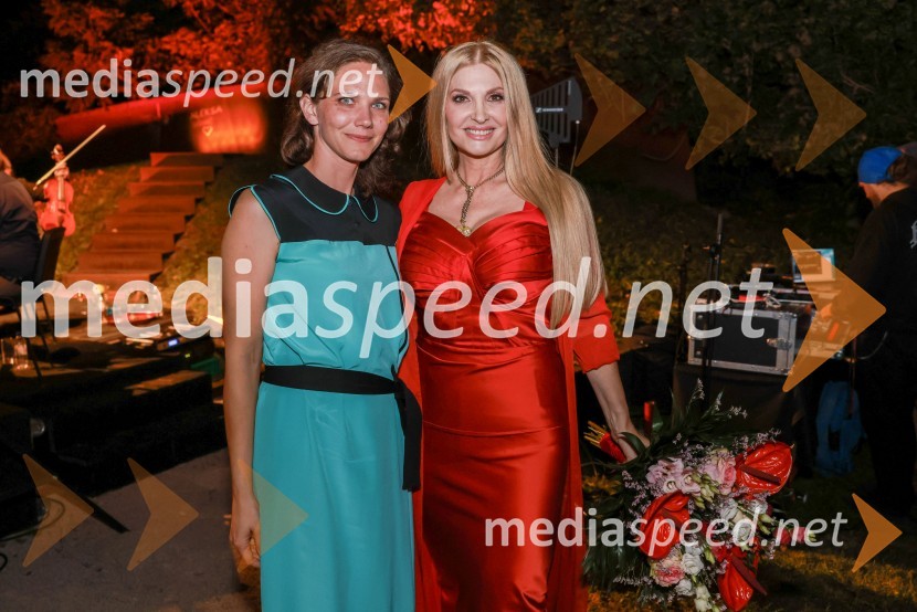  ... ;  Helena Blagne, pevkaKranjska dolga miza 2023