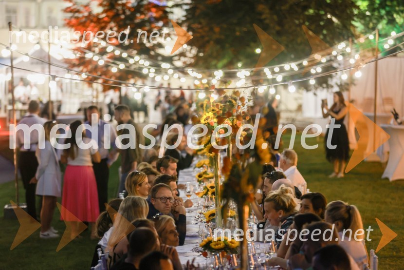 Kranjska dolga miza 2023