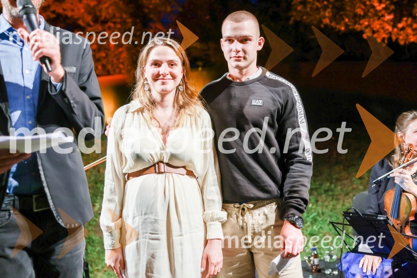 Kranjska dolga miza 2023