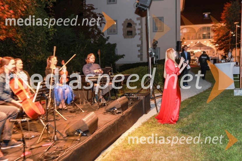 Kranjska dolga miza 2023