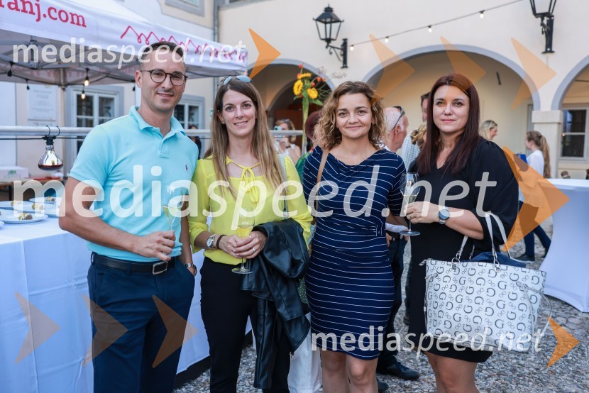 Kranjska dolga miza 2023