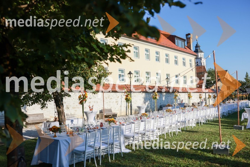 Kranjska dolga miza 2023