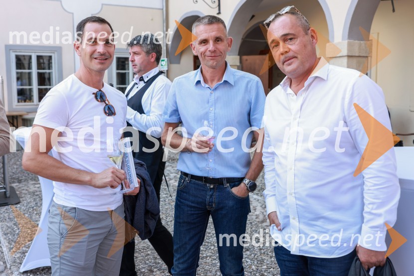 Kranjska dolga miza 2023