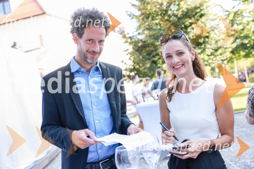  Toni Cahunek, igralec, novinar;  ... Kranjska dolga miza 2023