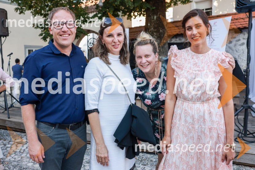  ... ;  ... ;  ... ;  Petra Jošt Tršan, stiki z javnostjo, MOKKranjska dolga miza 2023