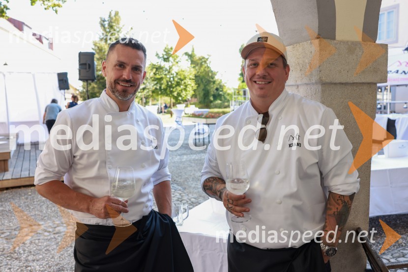  Igor Jagodic, kuharski mojster, restavracija Strelec;  Jorg Zupan, solastnik, AFTRKranjska dolga miza 2023