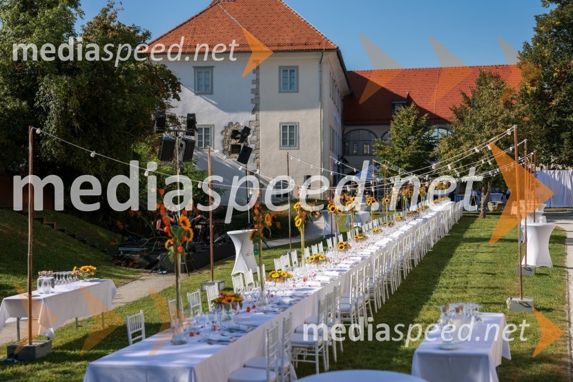 Kranjska dolga miza 2023