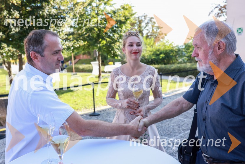  Klemen Malovrh, direktor, Zavod za turizem Kranj;  Maja Pečarič, 26. Vinska kraljica Slovenije 2023;  ... Kranjska dolga miza 2023