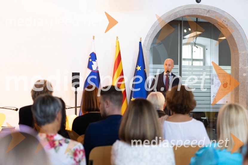 dr. Tomaž SimetingerKatalonski nacionalni dan La Diada združen z dobrodelno prireditvijo »OBJEM«