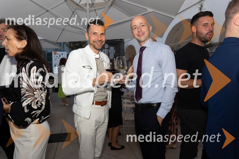  Ernest  Žejn, podjetnik; dr. Tomaž SimetingerKatalonski nacionalni dan La Diada združen z dobrodelno prireditvijo »OBJEM«