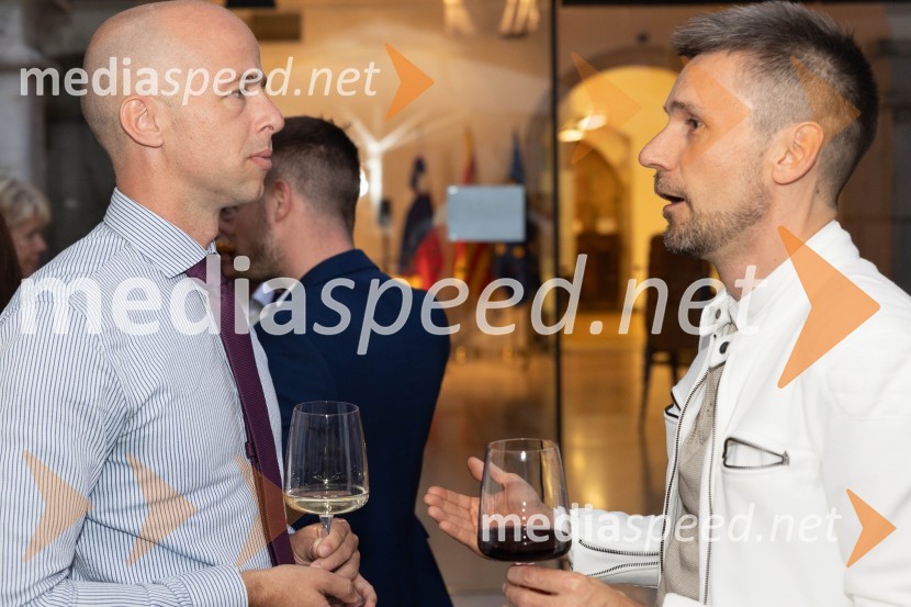 dr. Tomaž Simetinger;  Ernest  Žejn, podjetnikKatalonski nacionalni dan La Diada združen z dobrodelno prireditvijo »OBJEM«