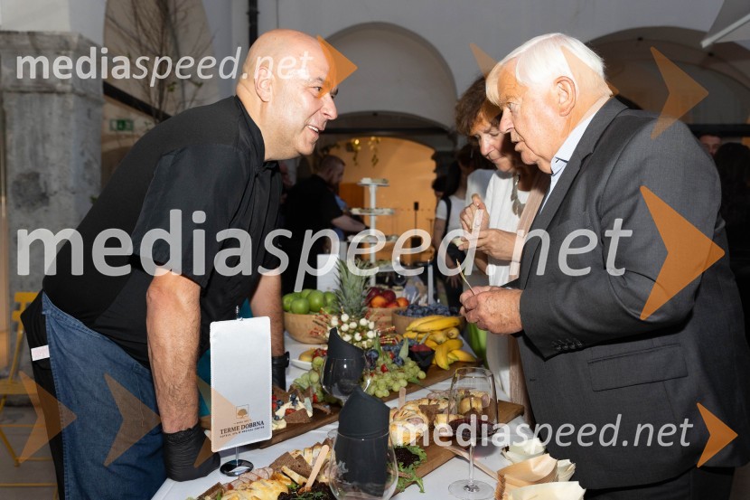  ... ;  Špela Furlan;  Milan Kučan, nekdanji predsednik Republike SlovenijeKatalonski nacionalni dan La Diada združen z dobrodelno prireditvijo »OBJEM«