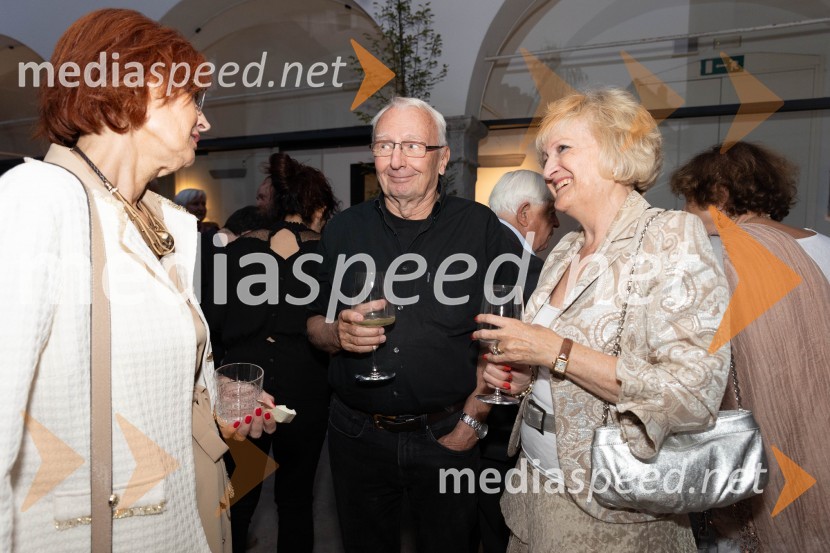  Darinka Pavlič Kamien, strokovnjakinja za komuniciranje; dr. Peter Kamien;  Andreja IlgoKatalonski nacionalni dan La Diada združen z dobrodelno prireditvijo »OBJEM«