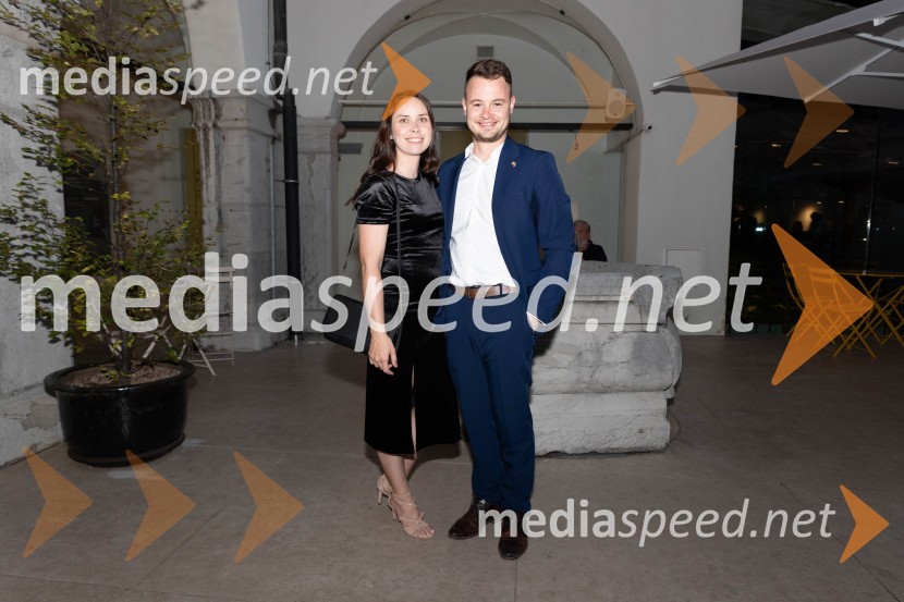  Miša  Omerzel;  Andrej Omerzel, univ. dipl. prav.Katalonski nacionalni dan La Diada združen z dobrodelno prireditvijo »OBJEM«