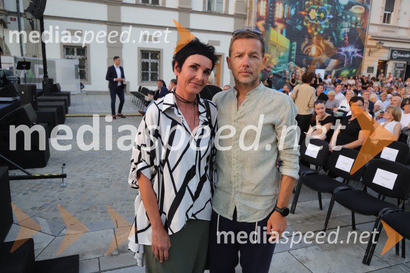 Balet pod zvezdami: Carmina Burana na Glavnem trgu v Mariboru