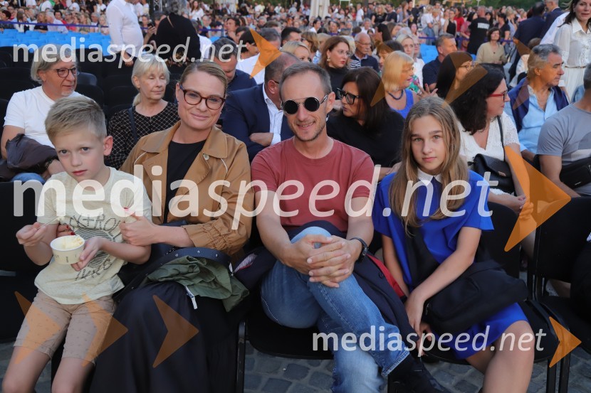 Balet pod zvezdami: Carmina Burana na Glavnem trgu v Mariboru