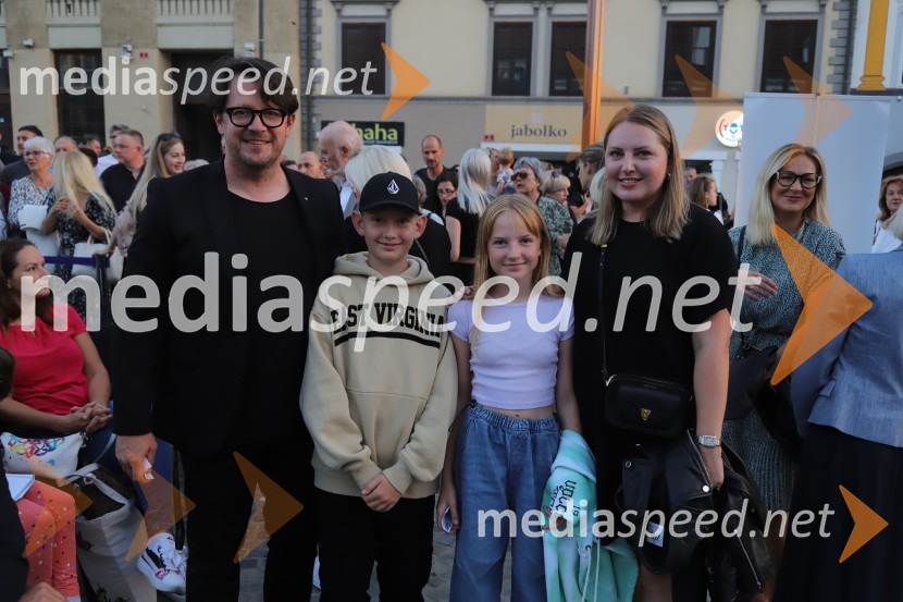 Balet pod zvezdami: Carmina Burana na Glavnem trgu v Mariboru