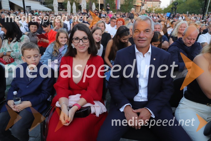 Balet pod zvezdami: Carmina Burana na Glavnem trgu v Mariboru