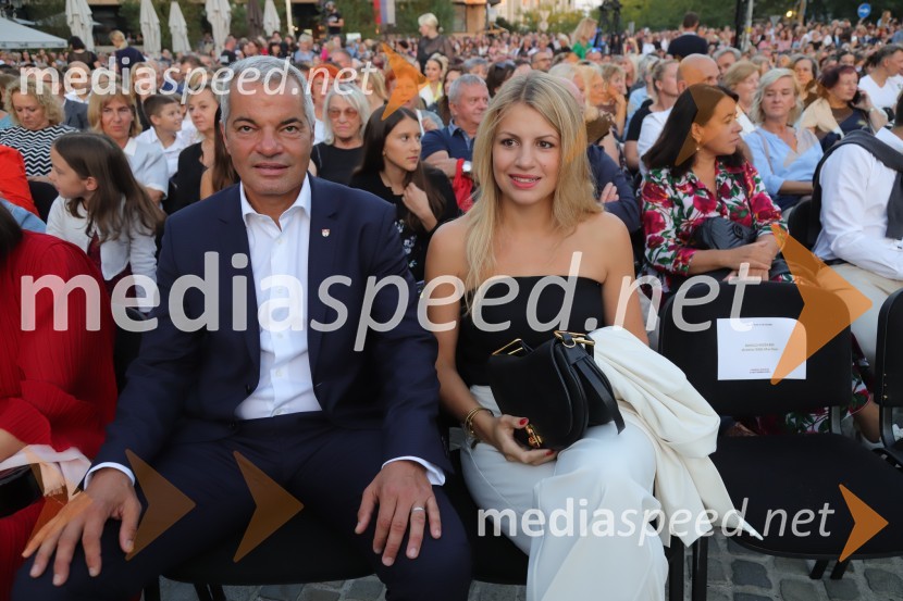 Balet pod zvezdami: Carmina Burana na Glavnem trgu v Mariboru