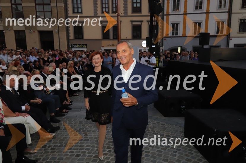 Balet pod zvezdami: Carmina Burana na Glavnem trgu v Mariboru