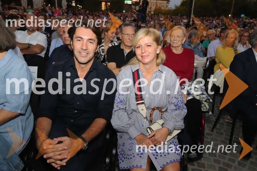 Balet pod zvezdami: Carmina Burana na Glavnem trgu v Mariboru