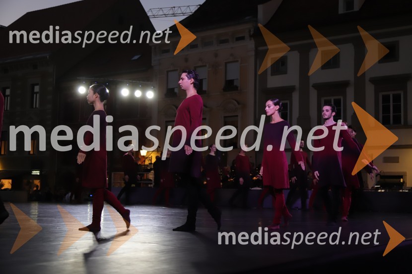 Balet pod zvezdami: Carmina Burana na Glavnem trgu v Mariboru