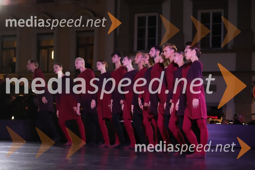 Balet pod zvezdami: Carmina Burana na Glavnem trgu v Mariboru