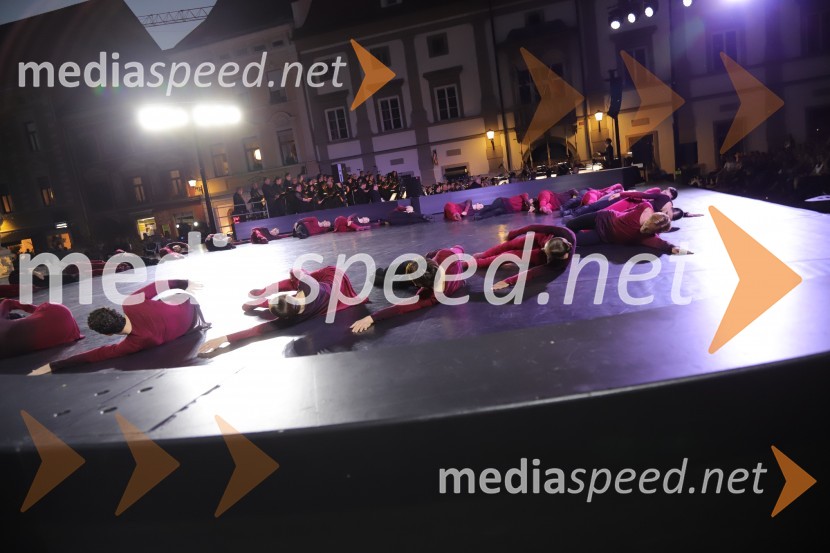 Balet pod zvezdami: Carmina Burana na Glavnem trgu v Mariboru