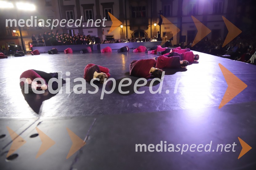 Balet pod zvezdami: Carmina Burana na Glavnem trgu v Mariboru