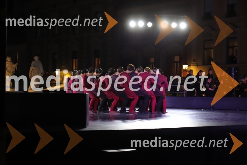 Balet pod zvezdami: Carmina Burana na Glavnem trgu v Mariboru