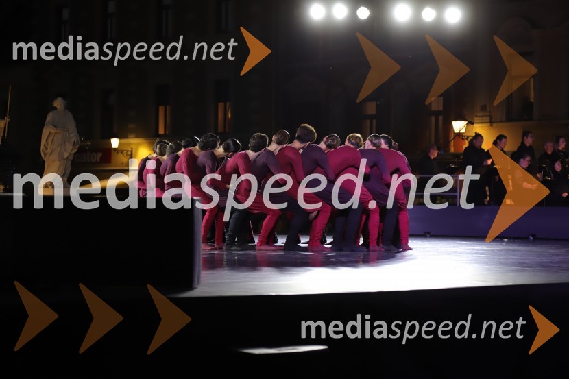 Balet pod zvezdami: Carmina Burana na Glavnem trgu v Mariboru