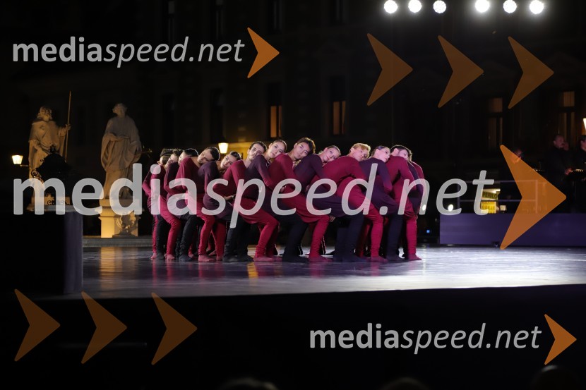 Balet pod zvezdami: Carmina Burana na Glavnem trgu v Mariboru