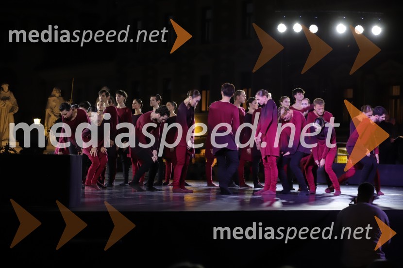 Balet pod zvezdami: Carmina Burana na Glavnem trgu v Mariboru