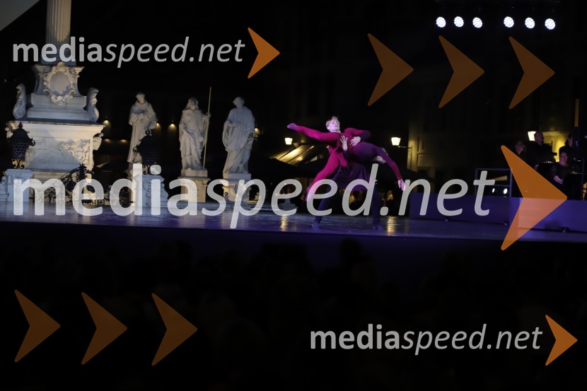 Balet pod zvezdami: Carmina Burana na Glavnem trgu v Mariboru