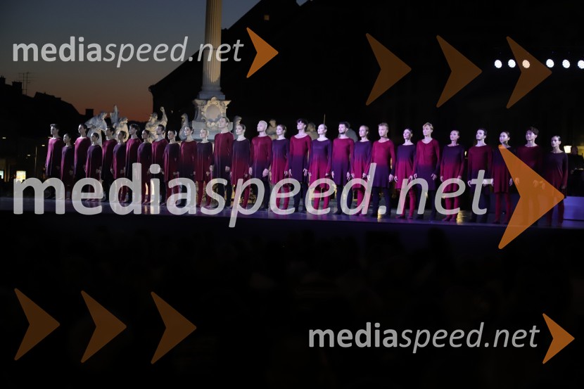 Balet pod zvezdami: Carmina Burana na Glavnem trgu v Mariboru