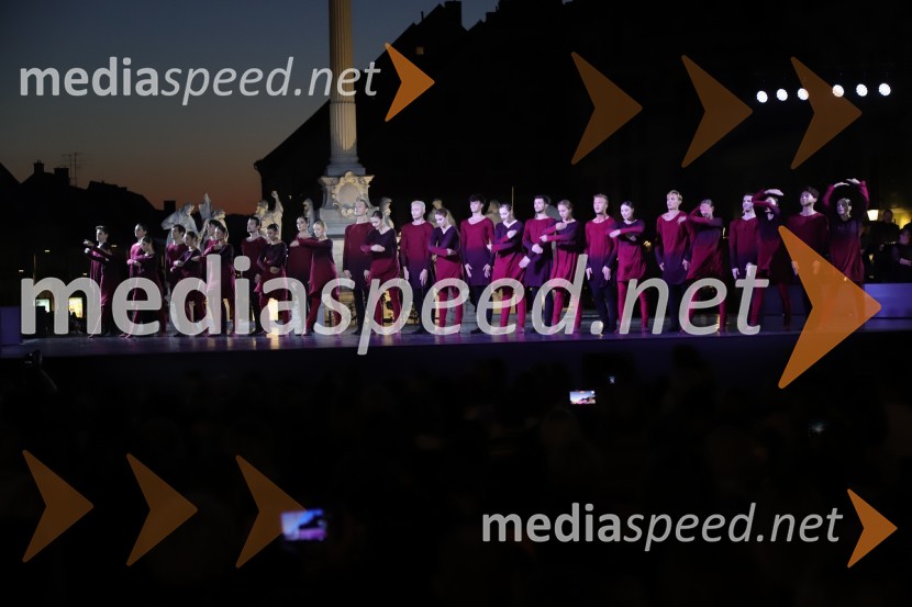 Balet pod zvezdami: Carmina Burana na Glavnem trgu v Mariboru