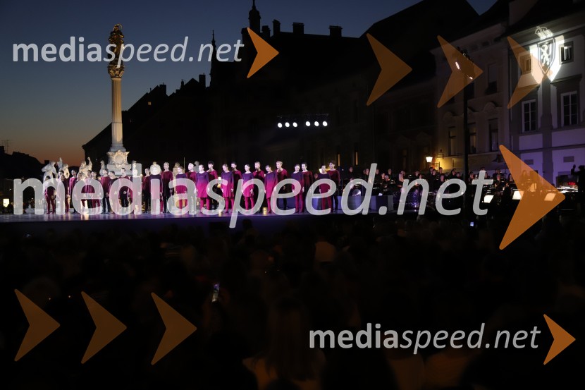 Balet pod zvezdami: Carmina Burana na Glavnem trgu v Mariboru