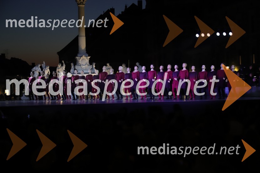 Balet pod zvezdami: Carmina Burana na Glavnem trgu v Mariboru