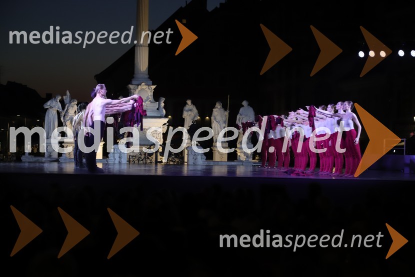 Balet pod zvezdami: Carmina Burana na Glavnem trgu v Mariboru