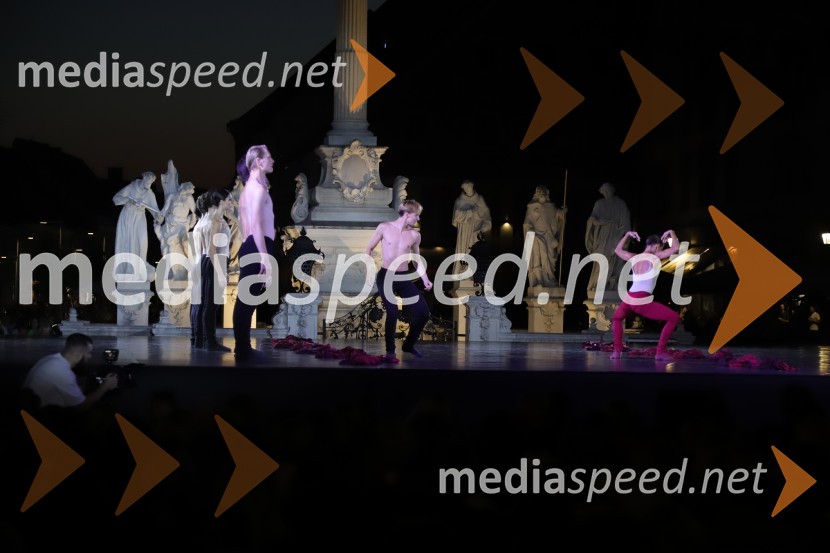 Balet pod zvezdami: Carmina Burana na Glavnem trgu v Mariboru