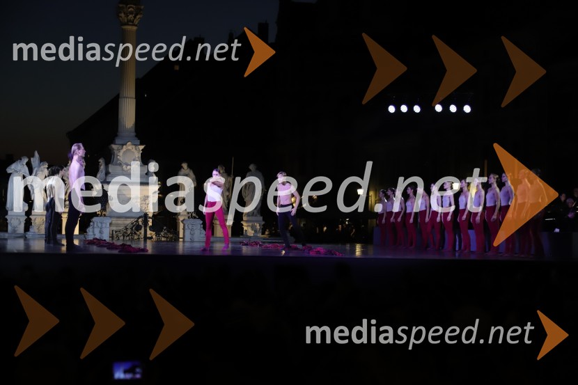 Balet pod zvezdami: Carmina Burana na Glavnem trgu v Mariboru