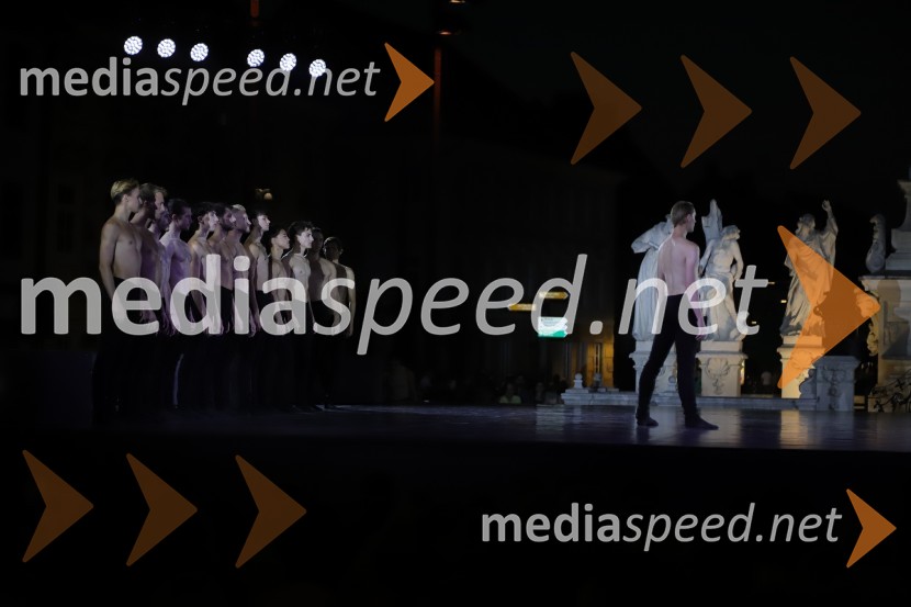 Balet pod zvezdami: Carmina Burana na Glavnem trgu v Mariboru