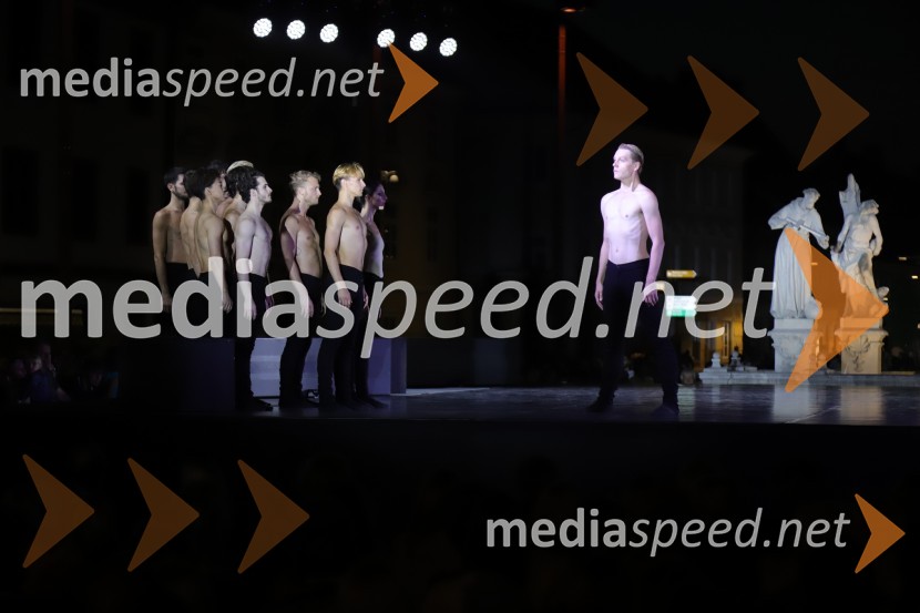 Balet pod zvezdami: Carmina Burana na Glavnem trgu v Mariboru