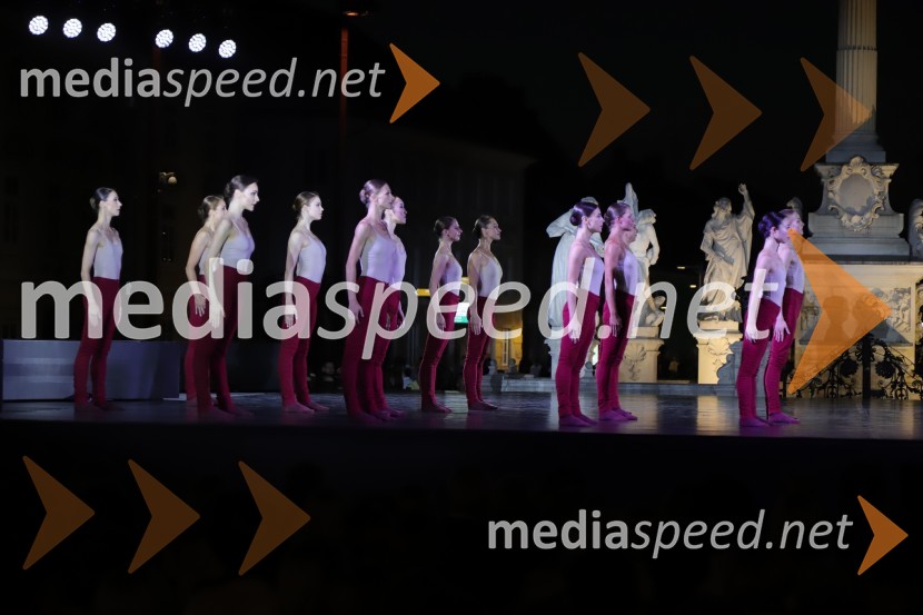 Balet pod zvezdami: Carmina Burana na Glavnem trgu v Mariboru