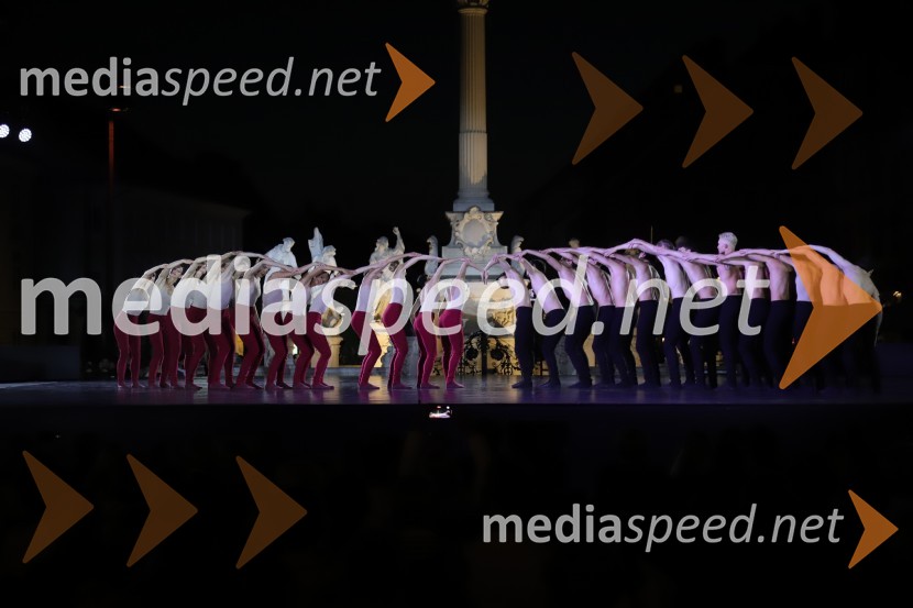 Balet pod zvezdami: Carmina Burana na Glavnem trgu v Mariboru