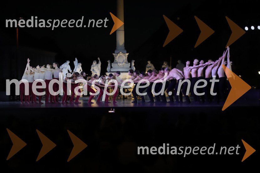 Balet pod zvezdami: Carmina Burana na Glavnem trgu v Mariboru